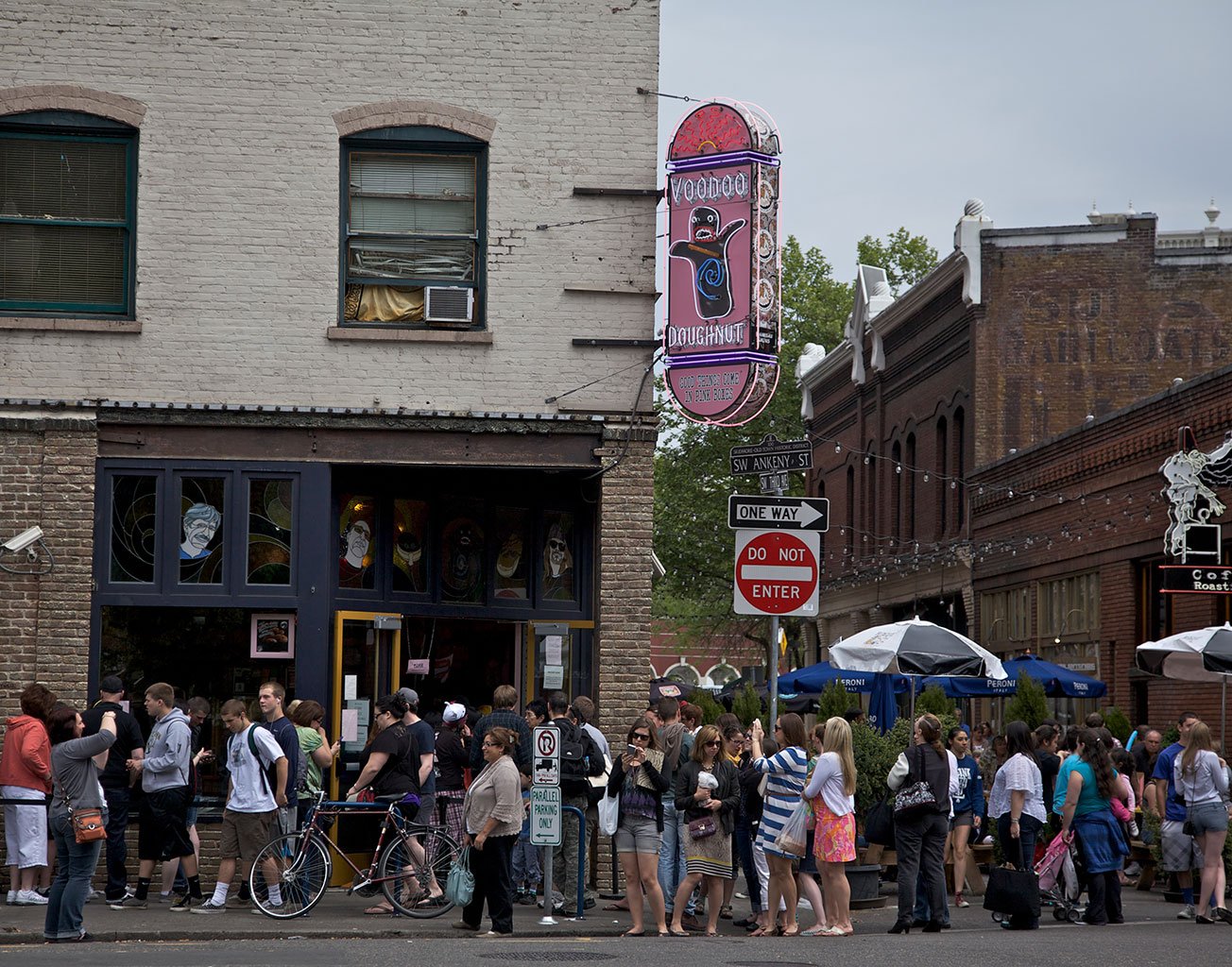 Voodoo Doughnut The Official Guide To Portland