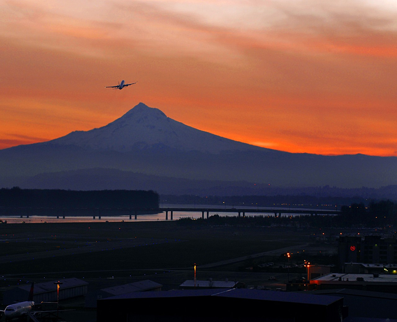 Airport Hotels The Official Guide To Portland