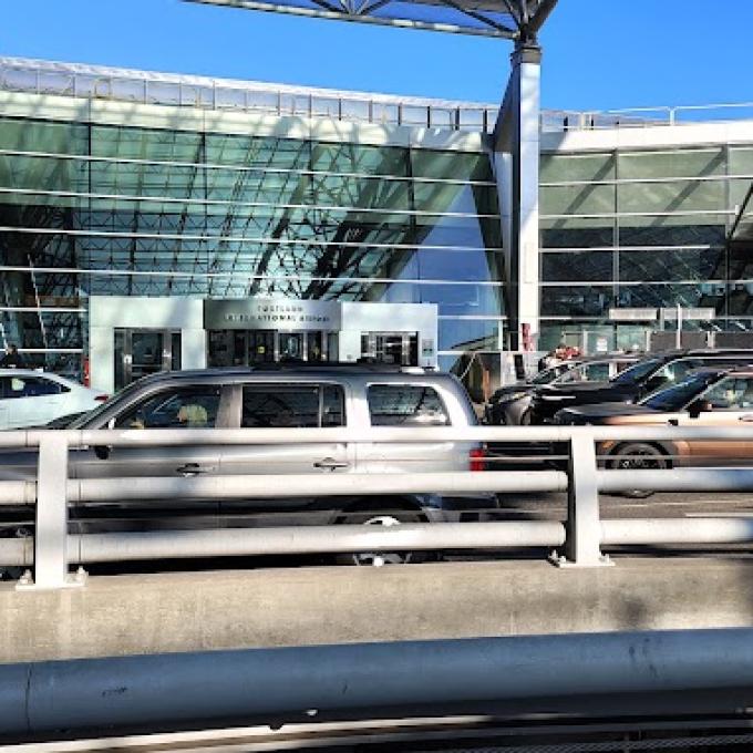 Photo of Holiday Inn Portland Airport Hotel & Conference Center